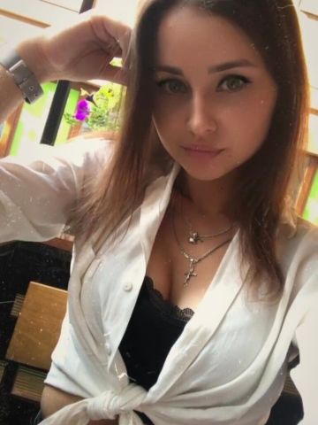 Юна